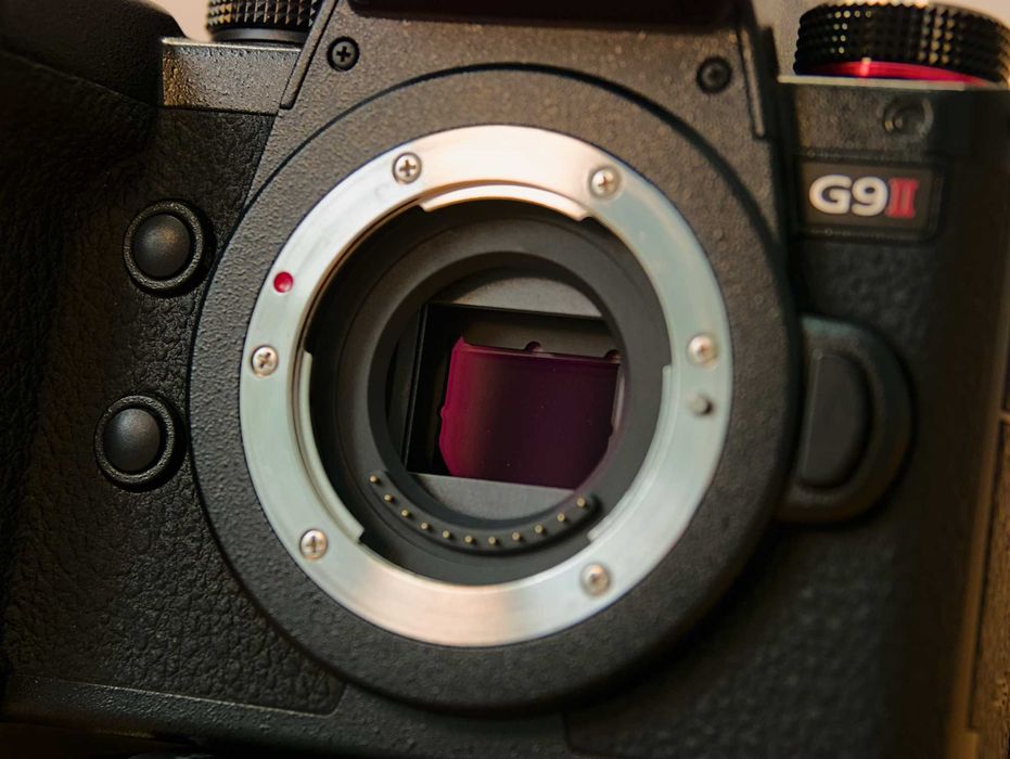 Panasonic Lumix G9II + 14-140 f3.5-5.6 II (Камера в много добро състояние / нов обектив)