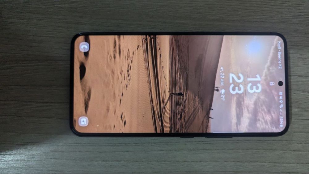 Продам телефон Samsung s22