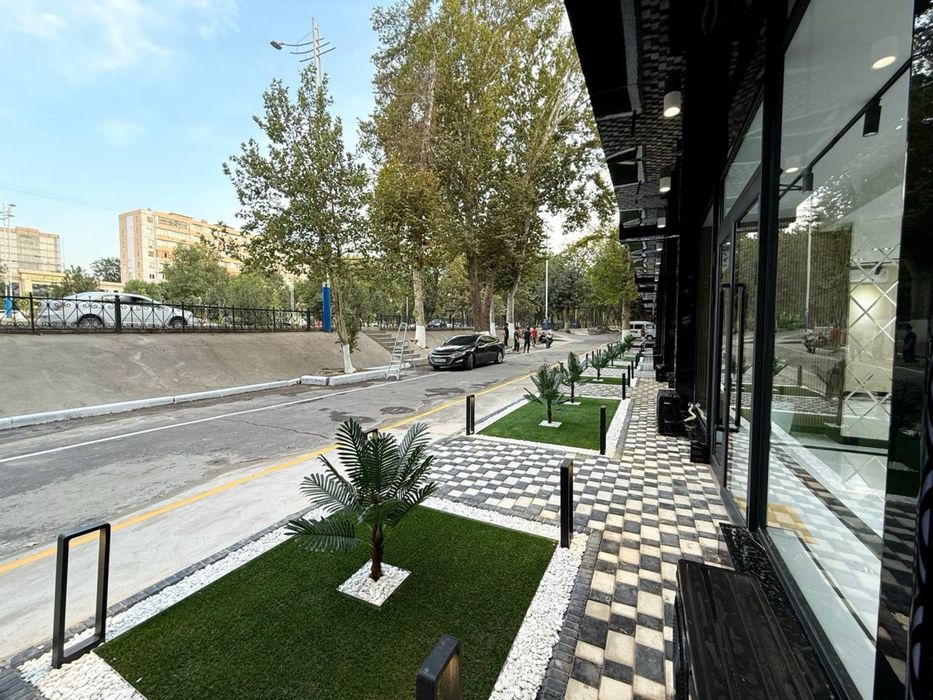 Продается нежилое помещение вдоль дороги 100м2 - Чиланзар | Новза