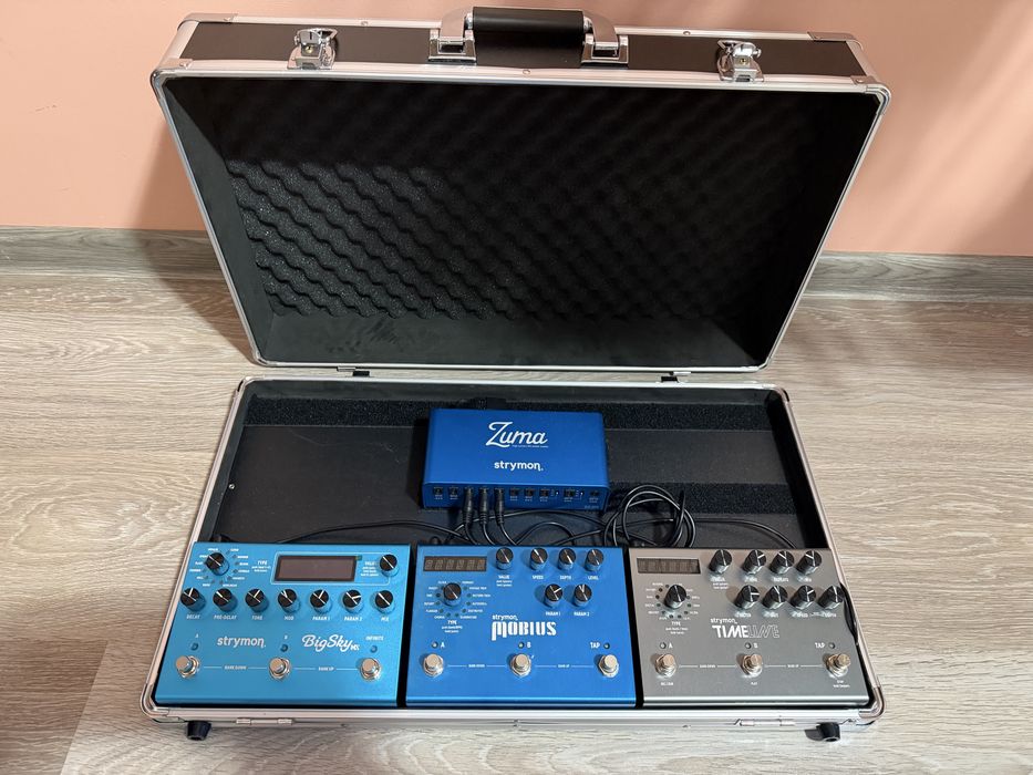 Педалборд Strymon (стоимость в описании).