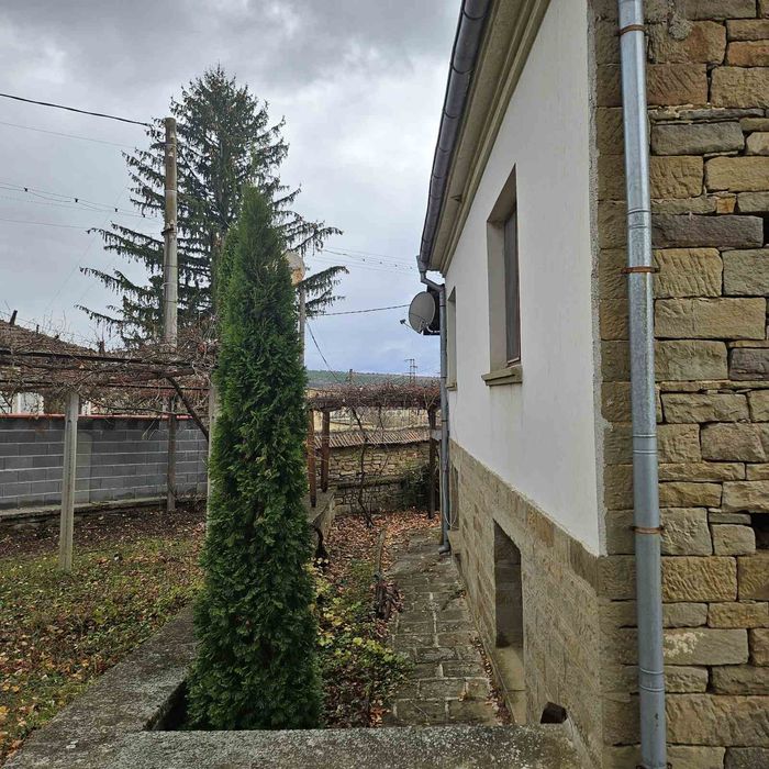 Продава се Къща в Ямбол, Аврен - 128 кв.м за 625 €/кв.м - Снимка #10