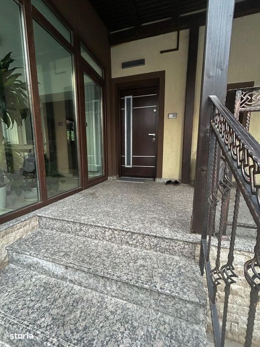 Casă de închiriat cu 6 camere în Băneasa