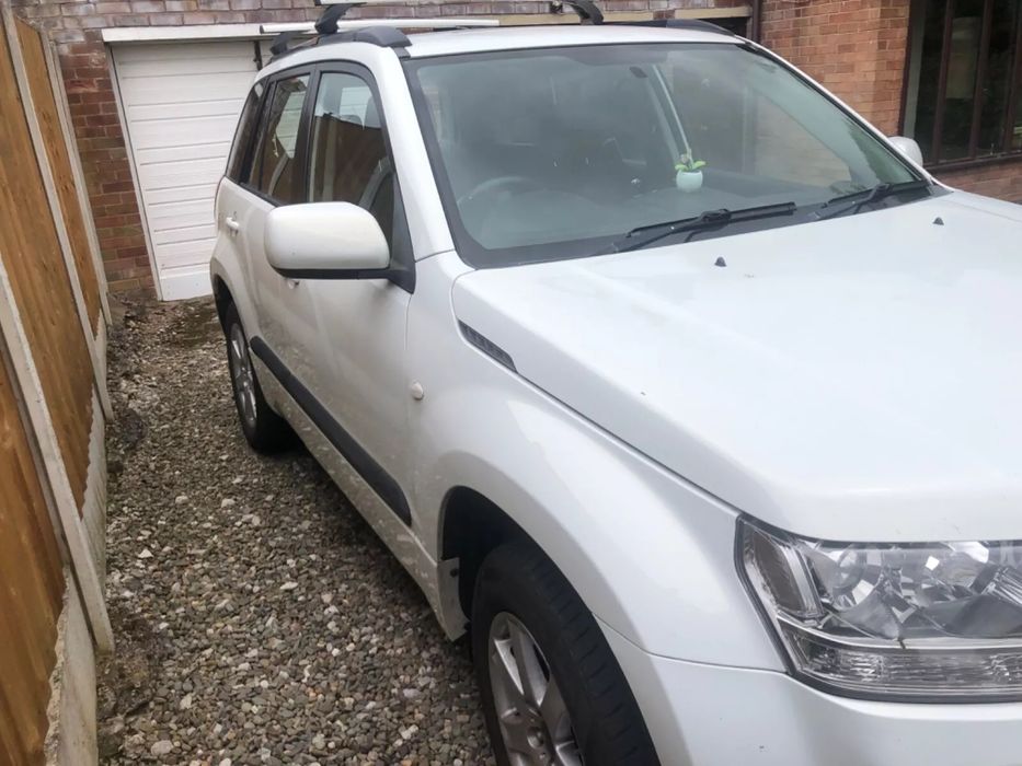Suzuki grand vitara 2.0i 2008 на части