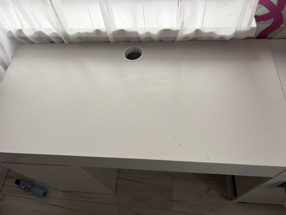 Бюро ученическо бяло