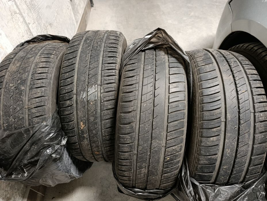 Гуми  diplomat..