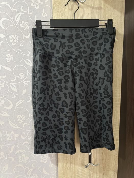 Продам женскую одежду