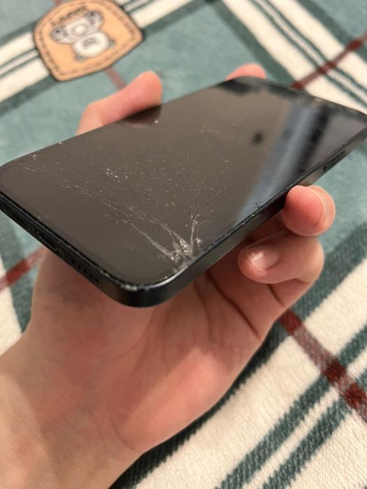 Iphone 12 , продаю