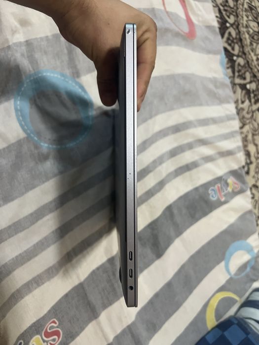 Обмен Macbook pro core i7 16 inch |2.6 GHz||16/512|touchbar otpechatka