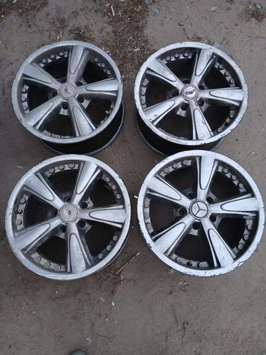 Продам диски мерседес 124