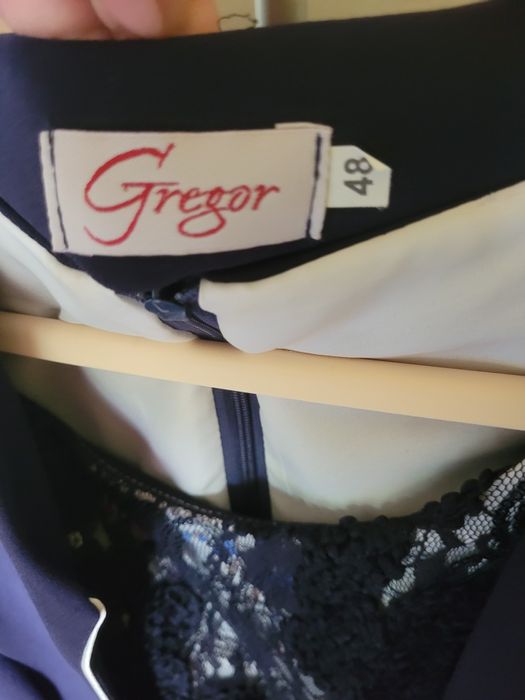 Costum dama mărime 48