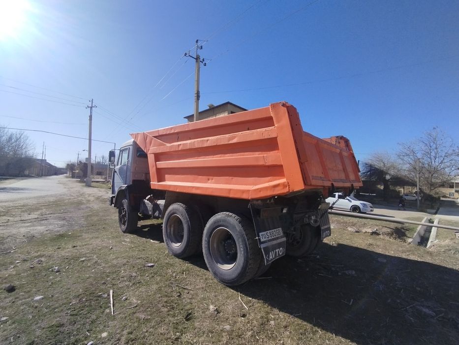 Камаз йуриб турган