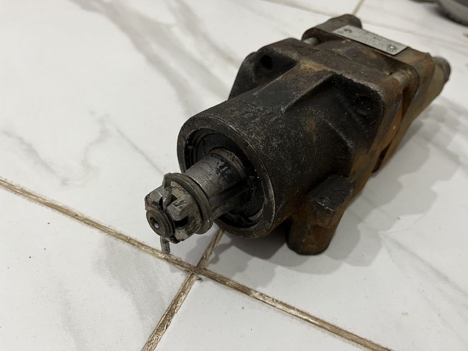 Насос сатам Зил,КРаз