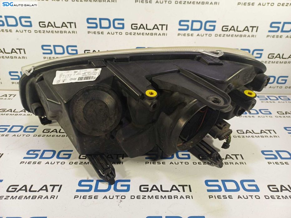 Far Dreapta FARA Xenon Ford C-Max 2007 - 2010 Cod 7M51-13W029-BC [L1522]