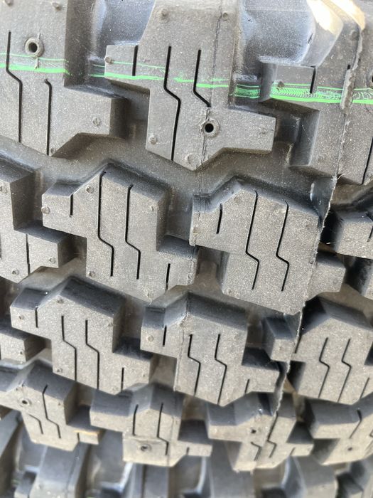 LICHIDARE STOC!Set 4 anvelope 235 75 15 safari 4x4 garantie 3 ani 2025