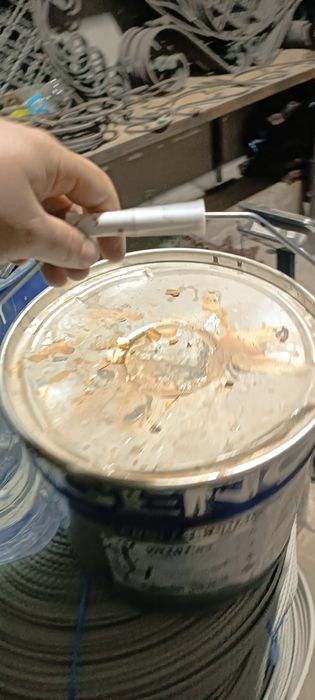 Chelaklar,bochkalar sotiladi..