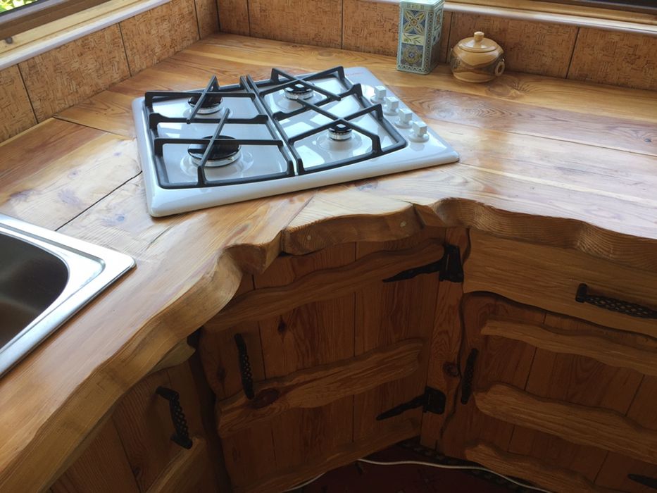 Деревянная мебель под старину