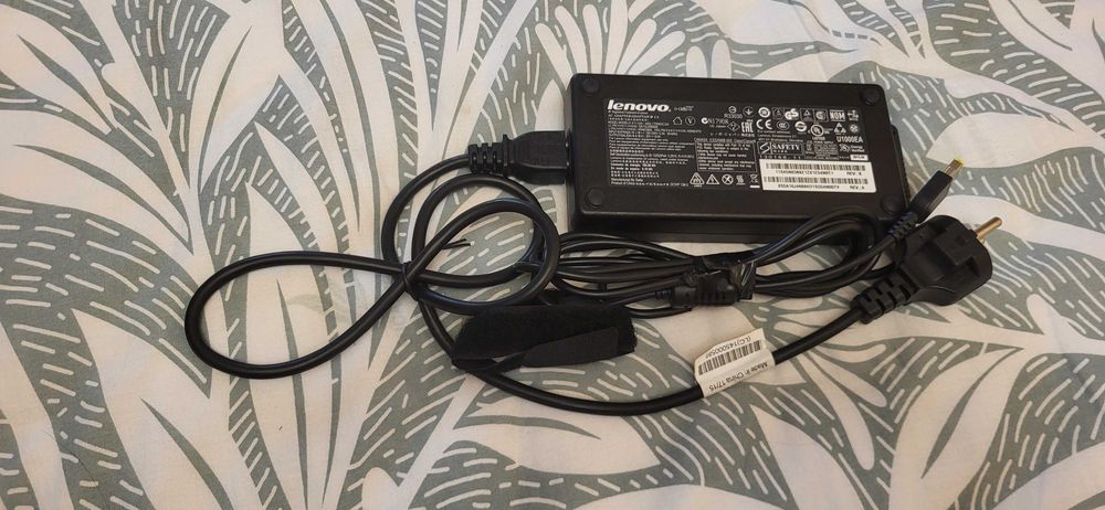Lenovo 170W Incarcator 20V-8.5A fuctional