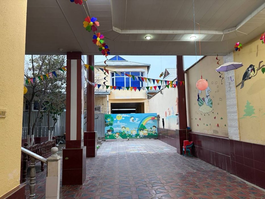 Дом Гулистан 2 этажка возле главного базара