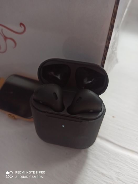 Безпроводные наушники