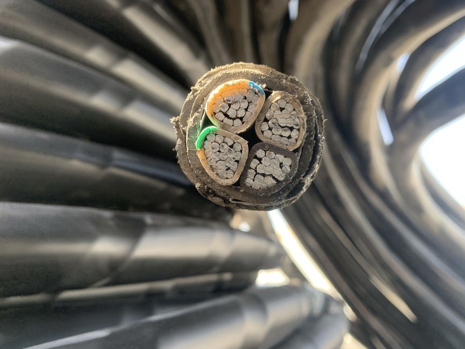 Аввг нг-Лс 4*240