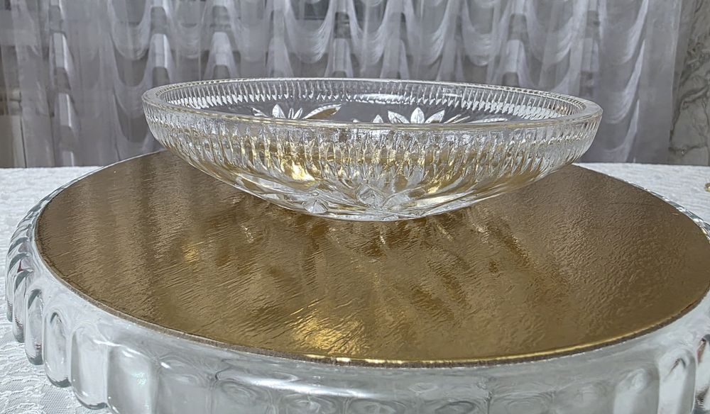 Хрусталь. Фруктовница.Салатники