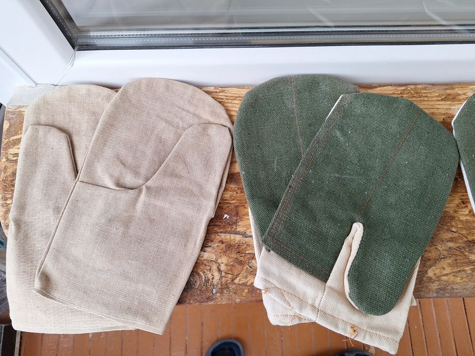 Продам рукавицы.