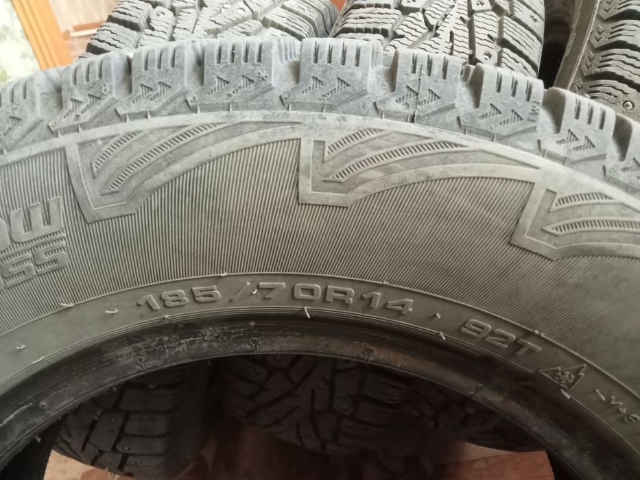 Продам зимние шины R14