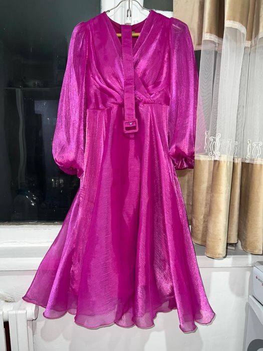 Платье вечерные