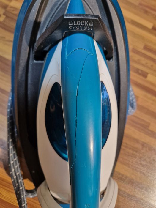 Утюг паровой б/у