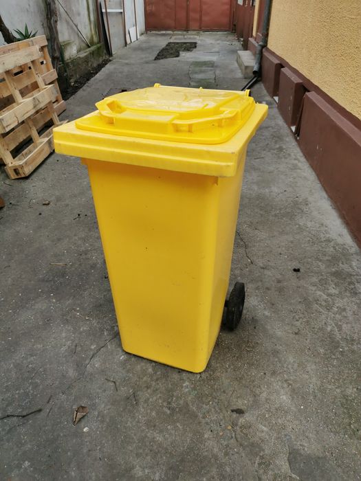 Pubela de gunoi  galbena