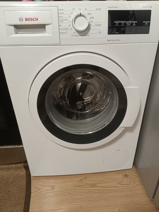 Mașina de spălat Bosch seria 6