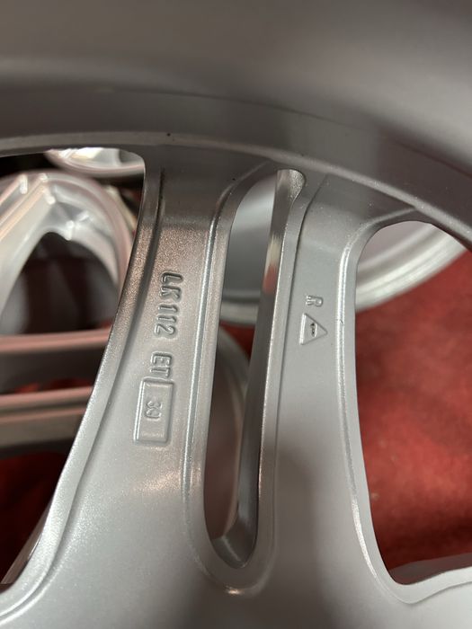 18 цола 5х112 Audi A4  A6 Q5 VW Passat Arteon Tiguan Skoda Superb