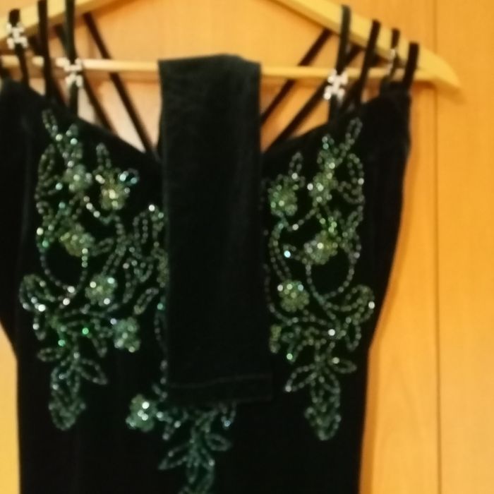 Абитуриентска рокля