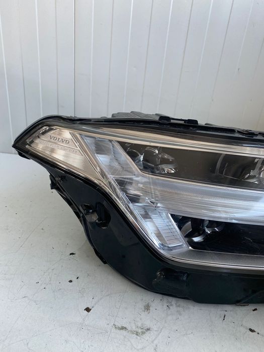 Far full LED dreapta Volvo XC90 31655159