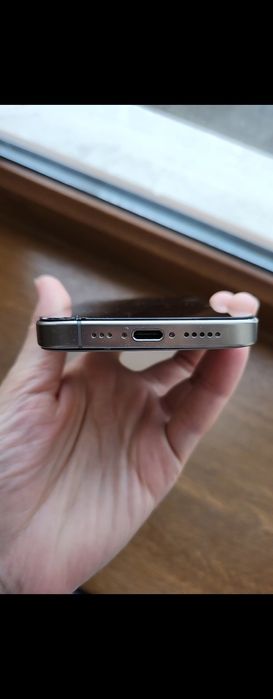 Продам айфон 15 про