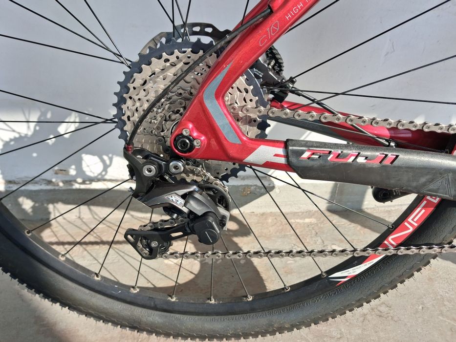 Bicicleta Fuji 29 carbon