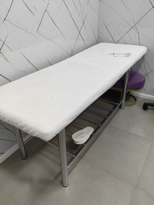 Продам кушетку медицинскую