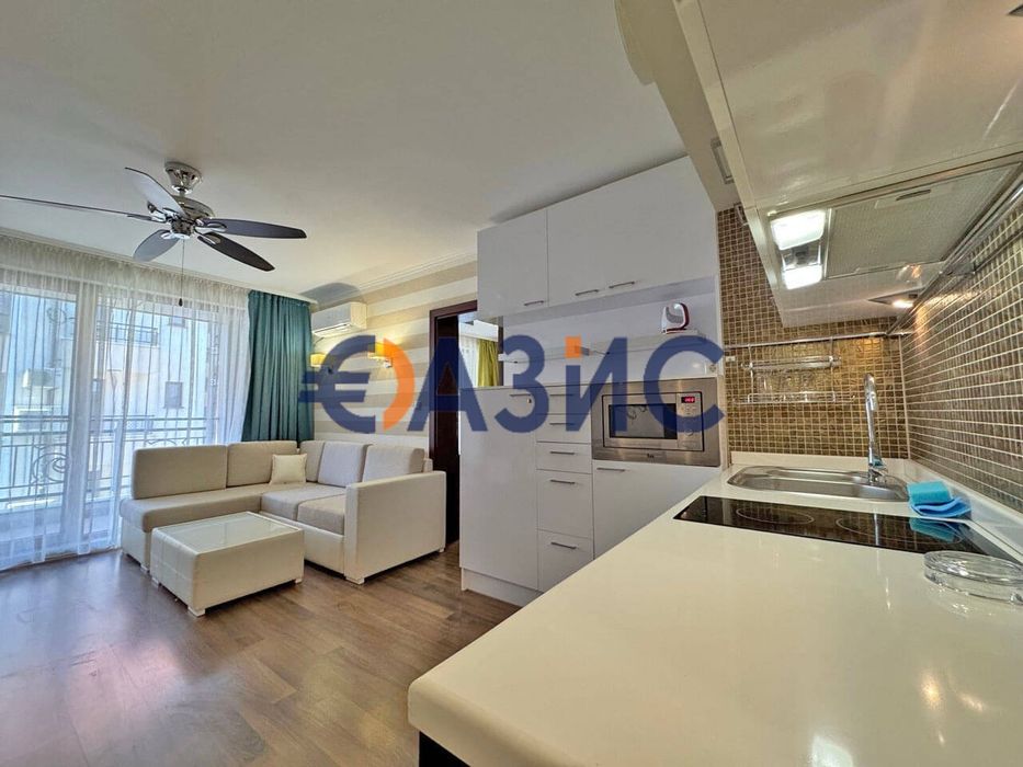 Продава се Двустаен апартамент в Поморие - 72 кв.м за 1598 €/кв.м - Снимка #1