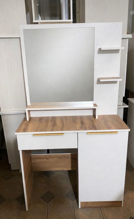 Трюмо тумбочки столы письменные