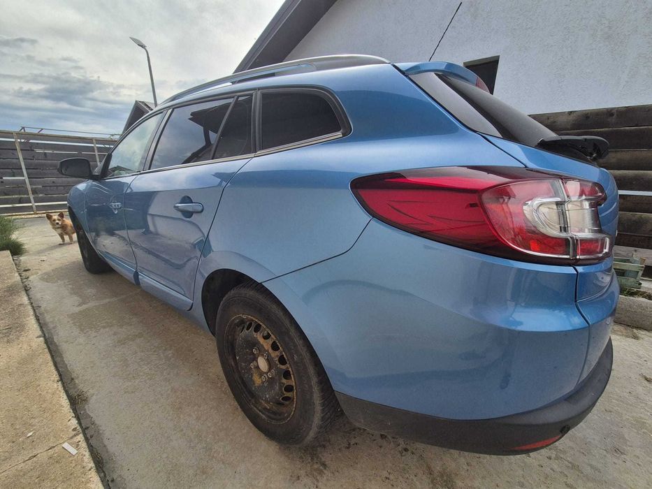 Renault Megane 3 albastru 2013