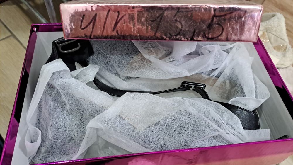 Продам женские туфли