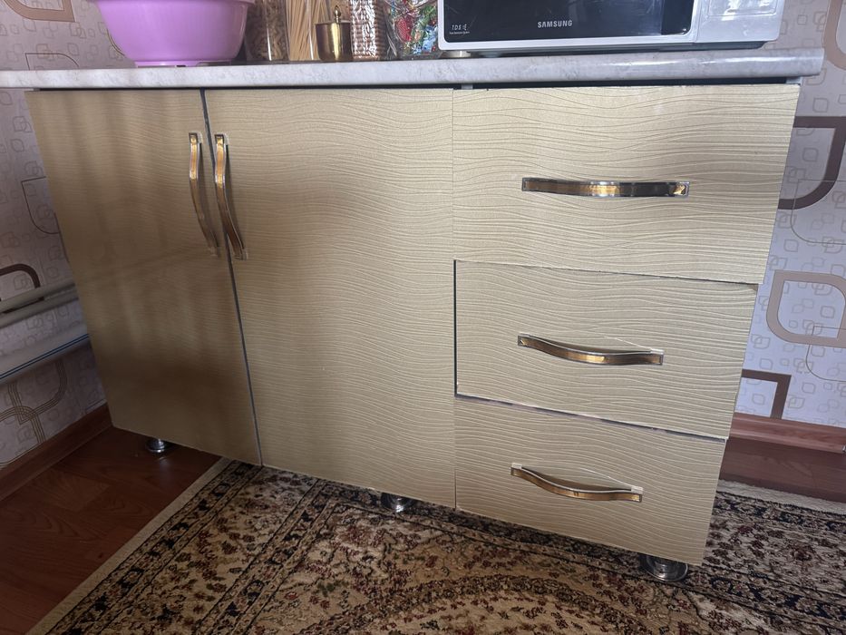 Кухонный гарнитур