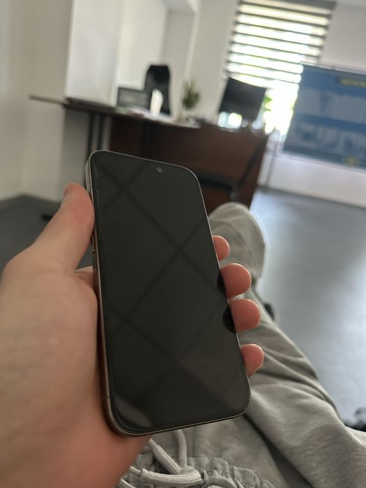 Iphone 15 pro (256gb)