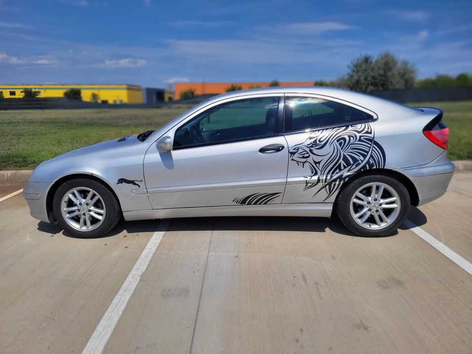Vând sau schimb cu dacia papuc sau duba