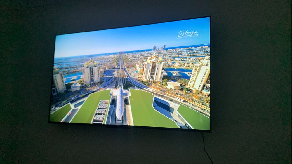 Yasyn 65Q90 телевизор новый сверху чуть линия показывает идеально