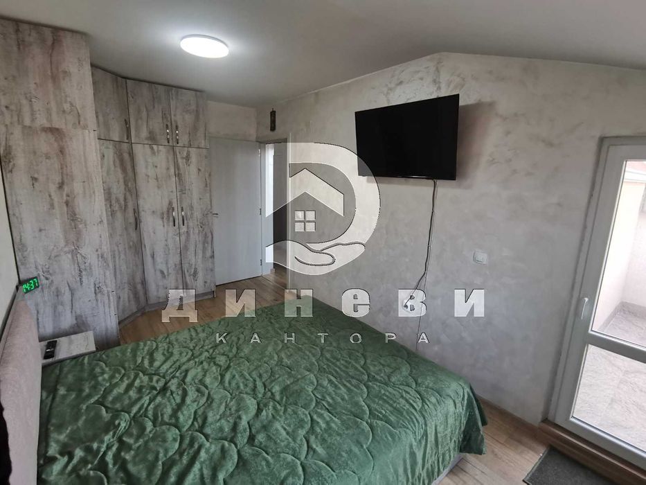 Продава се Тристаен апартамент в Стара Загора, ОРБ - 100 кв.м за 1290 €/кв.м - Снимка #5