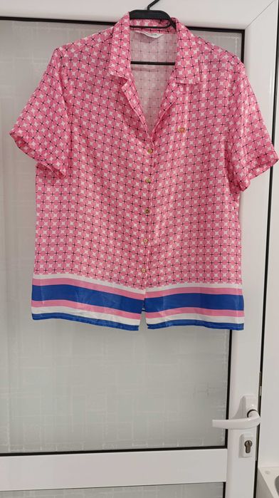 Дамски ризи  и комплекти