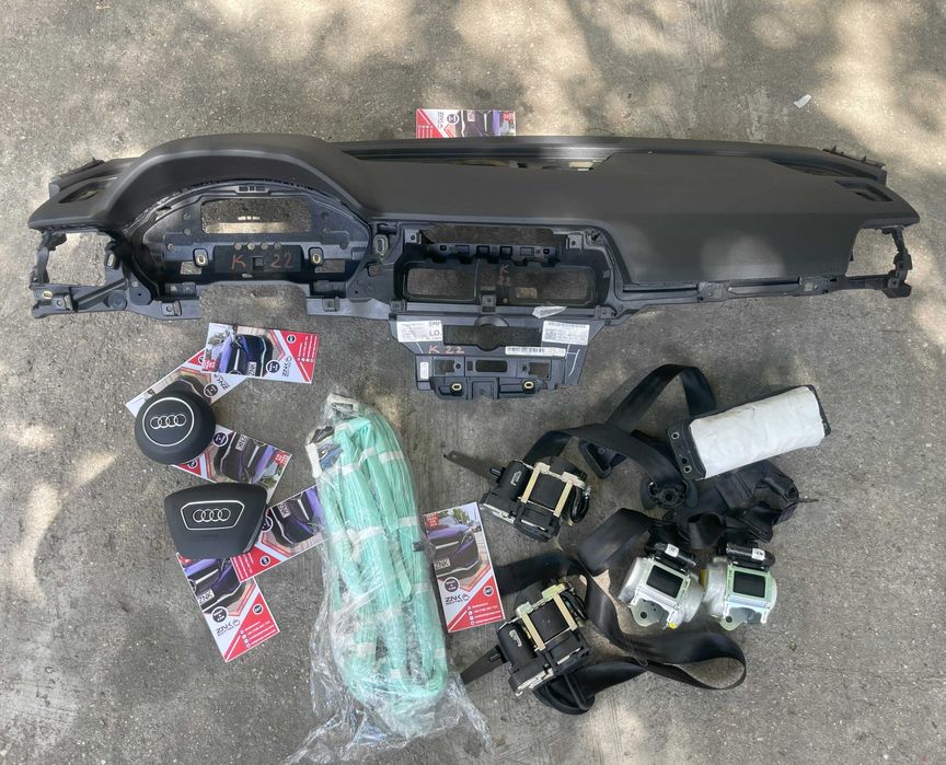 Audi Q5 80A FY plansa de bord - set centuri de siguranta - kit airbag
