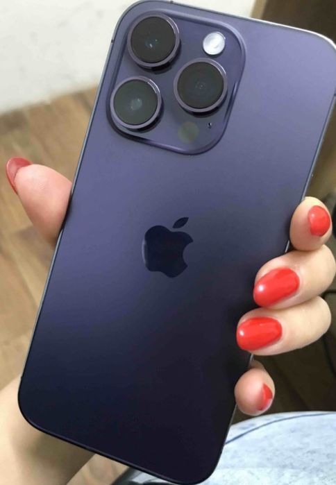 Продам IPhone 14 Pro