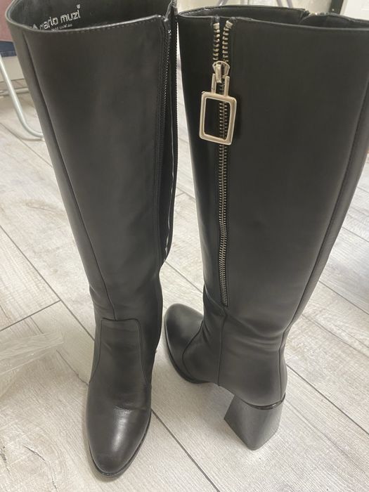 Продам Сапоги, две пары